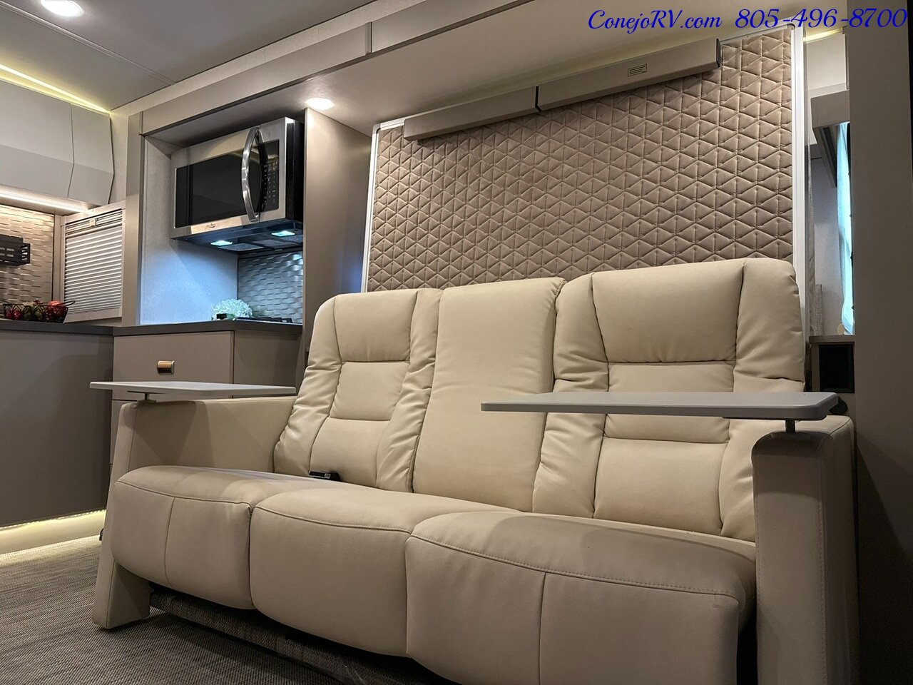 2025 Winnebago Navion 24T AWD Dealer Demo Slide-Out Murphy Bed Mercedes Turbo Diesel 3K Miles - Photo 8 - Thousand Oaks, CA 91360