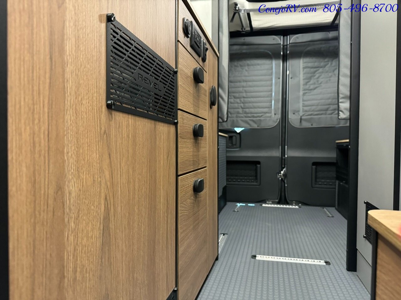 2025 Winnebago Revel 44E 2.5-1 AWD Sprinter Mercedes Turbo Diesel, 8.4KWH  Lithionics System - Photo 13 - Thousand Oaks, CA 91360