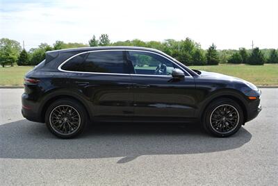 2019 Porsche Cayenne S   - Photo 5 - Bucyrus, KS 66013