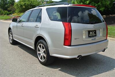 2004 Cadillac SRX   - Photo 8 - Bucyrus, KS 66013