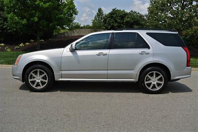 2004 Cadillac SRX   - Photo 2 - Bucyrus, KS 66013