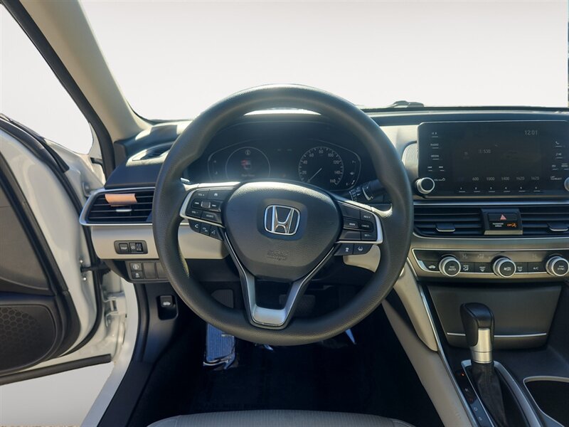 2020 Honda Accord LX photo
