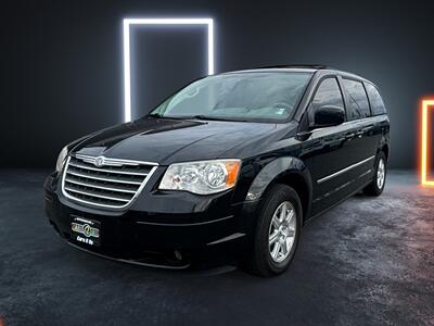 2010 Chrysler Town & Country Touring Van