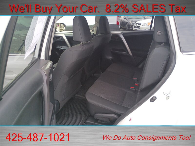 2017 Toyota RAV4 LE   - Photo 12 - Woodinville, WA 98072
