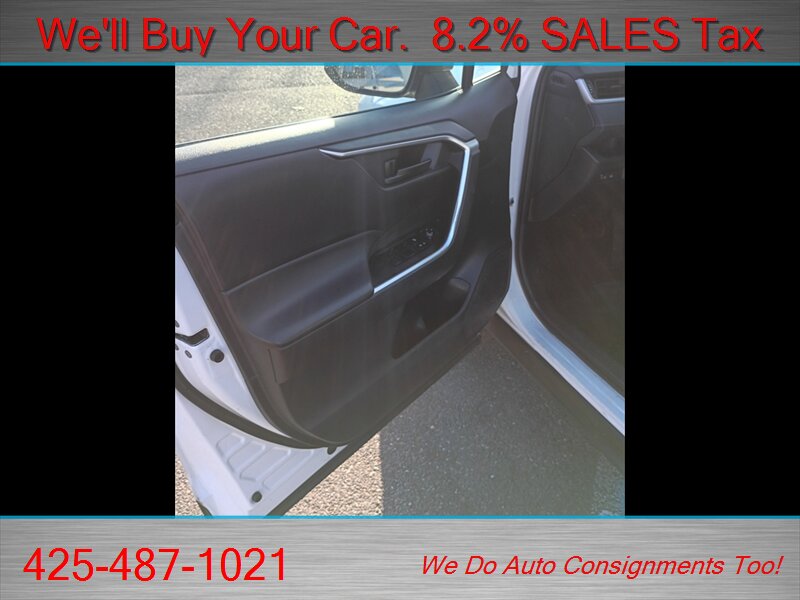 2020 Toyota RAV4 LE - Photo 11 - Woodinville, WA 98072