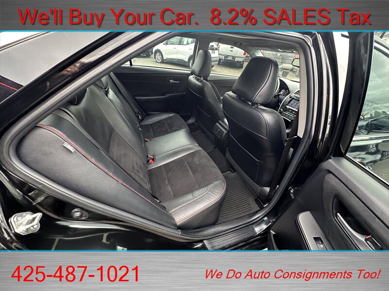 2015 Toyota Camry XSE  TOP MODEL - Photo 10 - Woodinville, WA 98072
