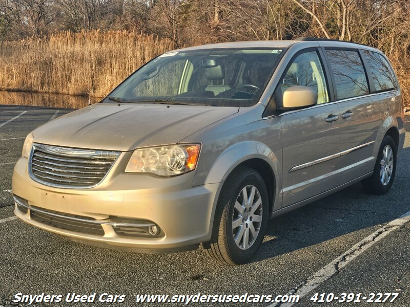 2015 Chrysler Town & Country Touring  