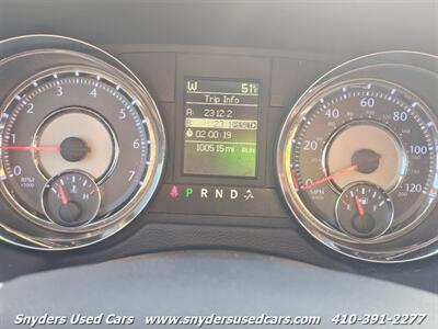 2015 Chrysler Town & Country Touring   - Photo 29 - Essex, MD 21221