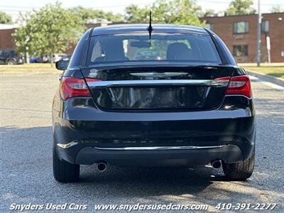 2013 Chrysler 200 Limited   - Photo 4 - Essex, MD 21221