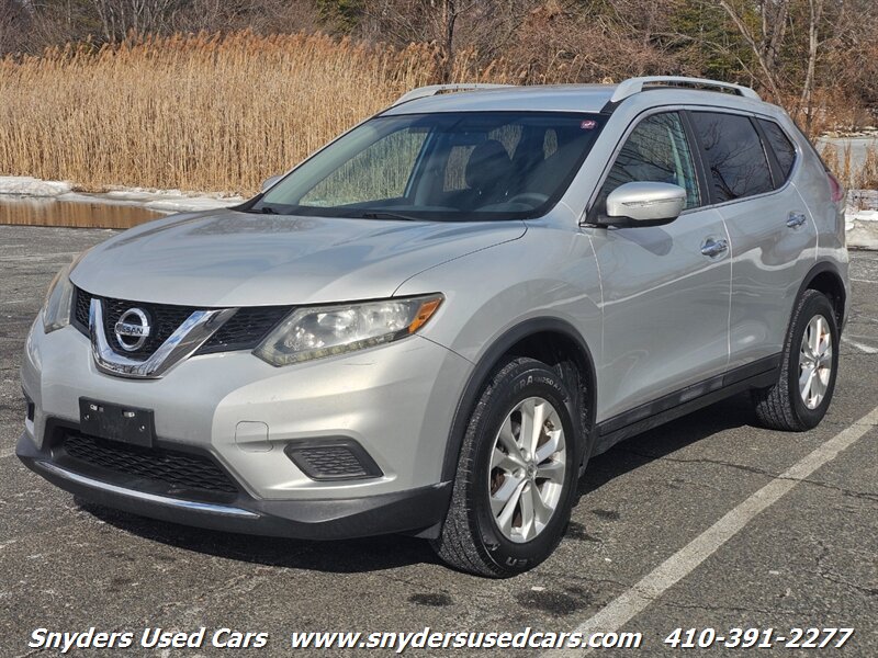 2015 Nissan Rogue SV  