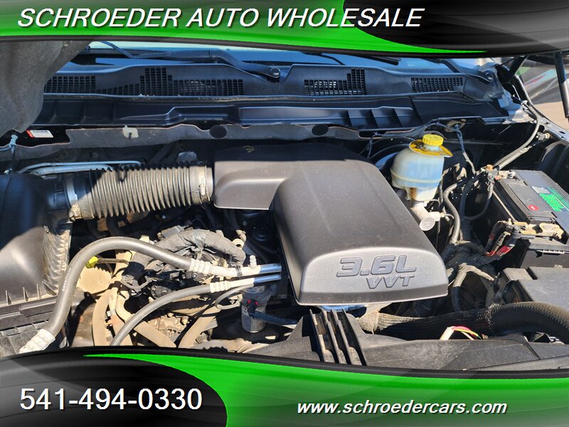 2014 RAM 1500 ST - Photo 12 - Medford, OR 97501