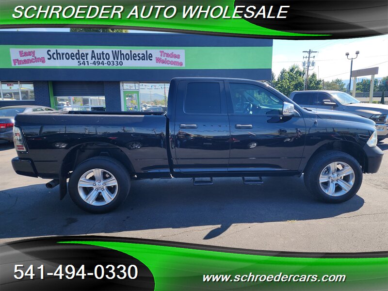 2014 RAM 1500 ST - Photo 2 - Medford, OR 97501
