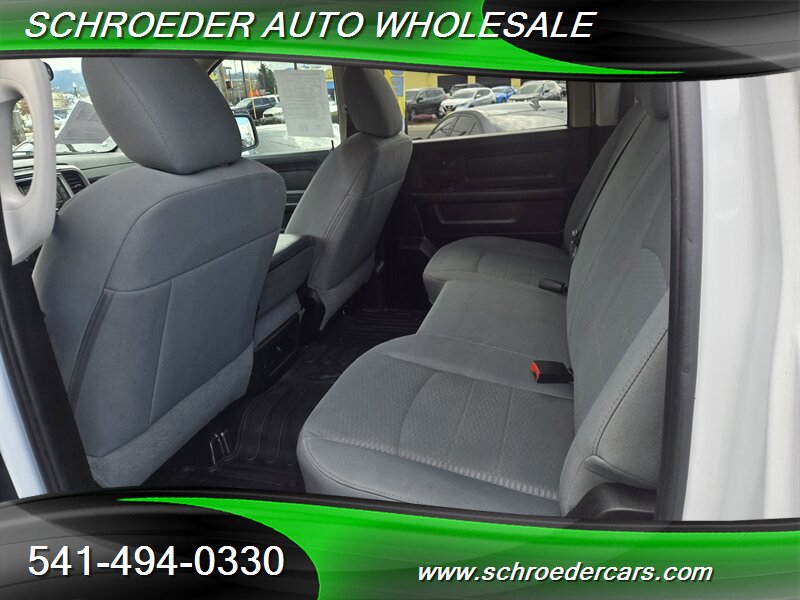 2019 RAM 1500 Classic Express - Photo 11 - Medford, OR 97501