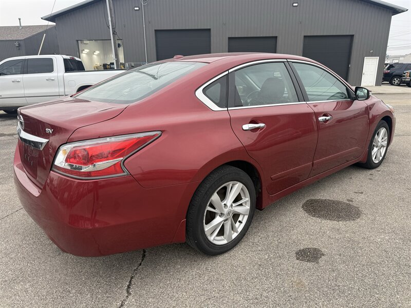 2015 Nissan Altima 2.5 - Photo 7 - Lafayette, IN 47905