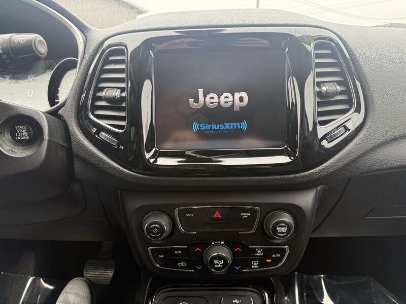 2019 Jeep Compass Limited - Photo 12 - Lafayette, IN 47905
