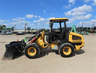 2015 JCB 407B 2015 JCB 407B 4WD Wheel Loader Tractor Tool Carrie  Only 1,189 Hours! - Photo 5 - Lafayette, IN 47905