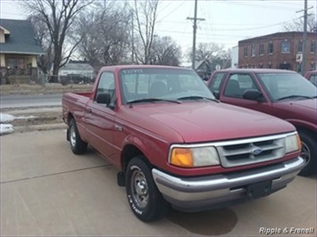 1997 Ford Ranger XL   - Photo 4 - Davenport, IA 52802
