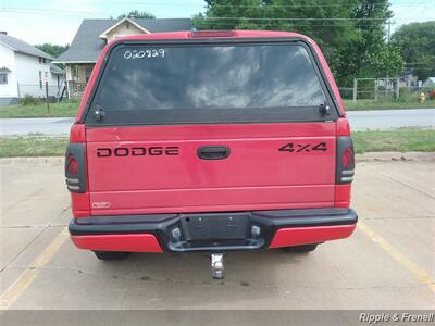 2002 Dodge Dakota Sport 2dr Club Cab Sport   - Photo 5 - Davenport, IA 52802