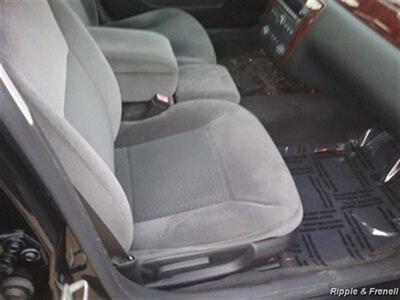 2007 Chevrolet Impala LT   - Photo 10 - Davenport, IA 52802