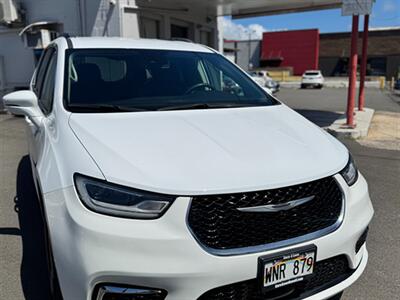 2022 Chrysler Pacifica Touring L Minivan
