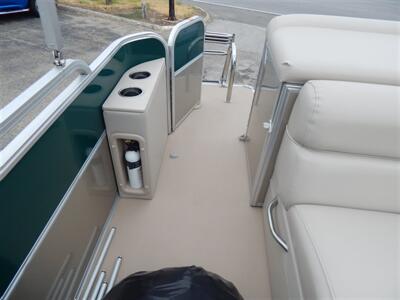 2015 Southbay 8522 CR  Pontoon - Photo 27 - Angola, IN 46703