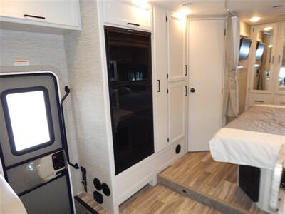 2022 Thor Freedom Elite 27FE   - Photo 40 - Angola, IN 46703