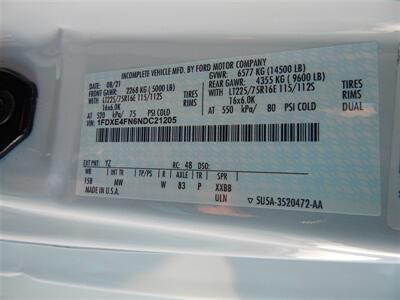 2022 Thor Chateau 31E  Bunkhouse - Photo 18 - Angola, IN 46703