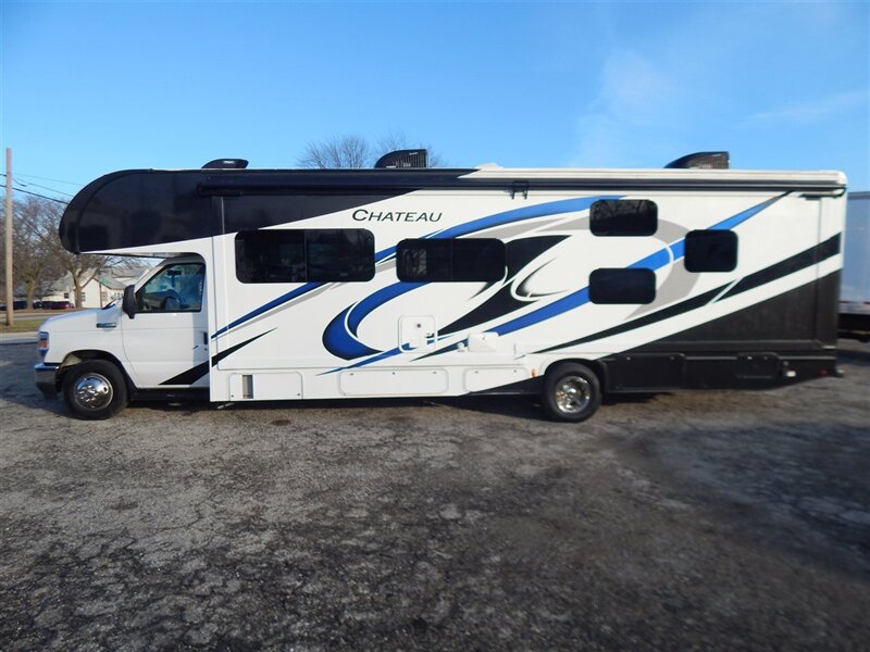 2022 Thor Chateau 31E  Bunkhouse - Photo 1 - Angola, IN 46703