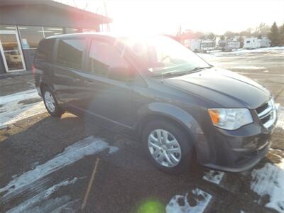 2017 Dodge Grand Caravan SE  Stow 'N' Go - Photo 5 - Angola, IN 46703