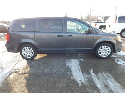 2017 Dodge Grand Caravan SE  Stow 'N' Go - Photo 6 - Angola, IN 46703