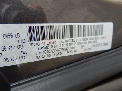 2017 Dodge Grand Caravan SE  Stow 'N' Go - Photo 16 - Angola, IN 46703