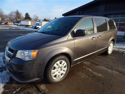 2017 Dodge Grand Caravan SE  Stow 'N' Go - Photo 3 - Angola, IN 46703