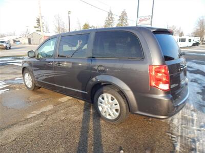 2017 Dodge Grand Caravan SE  Stow 'N' Go - Photo 2 - Angola, IN 46703