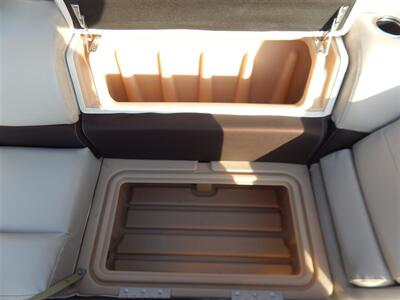 2019 Tracker Party Barge Deluxe 22DLX XP3   - Photo 20 - Angola, IN 46703