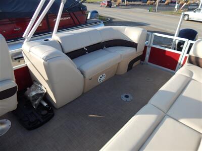 2019 Tracker Party Barge Deluxe 22DLX XP3   - Photo 8 - Angola, IN 46703