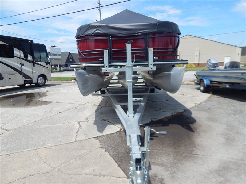 2022 Starcraft SLS 1  Tritoon