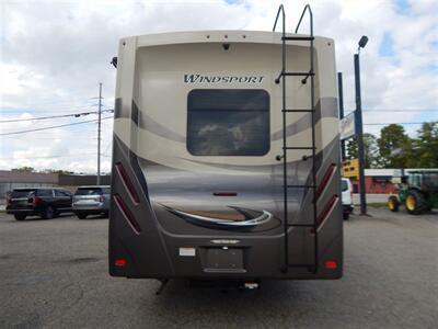 2019 Thor Windsport 29M   - Photo 4 - Angola, IN 46703
