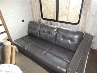 2020 Gulf Stream AMERILITE 250RL   - Photo 13 - Angola, IN 46703