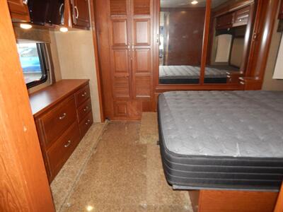 2016 Forest River Berkshire 34 QS  Cummins 340hp - Photo 40 - Angola, IN 46703