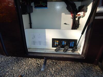 2016 Forest River Berkshire 34 QS  Cummins 340hp - Photo 22 - Angola, IN 46703