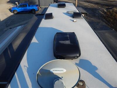 2016 Forest River Berkshire 34 QS  Cummins 340hp - Photo 28 - Angola, IN 46703