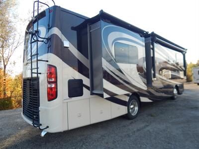 2016 Forest River Berkshire 34 QS  Cummins 340hp - Photo 3 - Angola, IN 46703