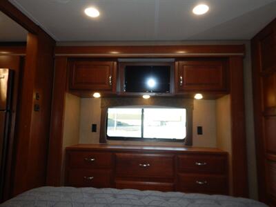 2016 Forest River Berkshire 34 QS  Cummins 340hp - Photo 45 - Angola, IN 46703