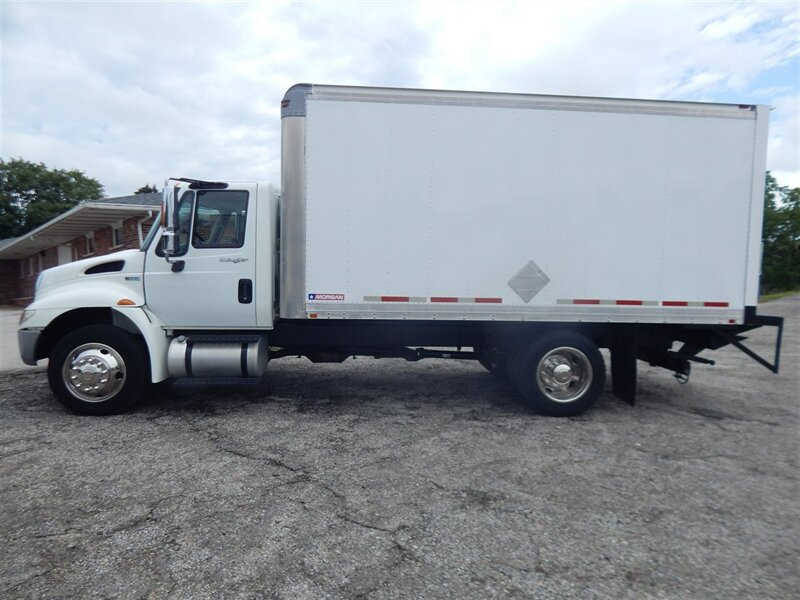 2014 International Durastar 4300 MAXXFORCE  Box Truck