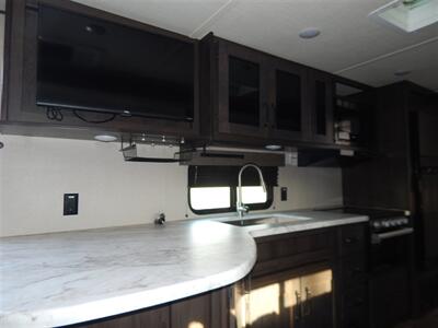 2023 Grand Design Transcend Xplor 23BH   - Photo 18 - Angola, IN 46703