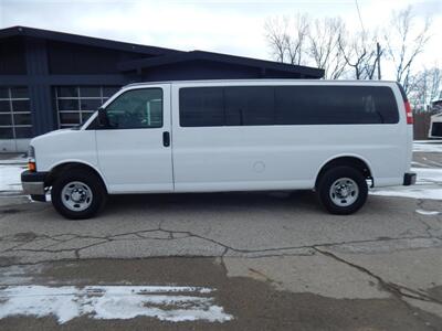 2017 Chevrolet Express LT 3500  15 Passenger - Photo 6 - Angola, IN 46703