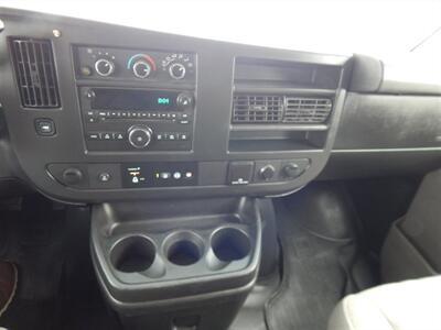 2017 Chevrolet Express LT 3500  15 Passenger - Photo 22 - Angola, IN 46703