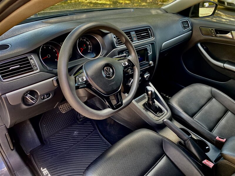 2017 Volkswagen Jetta 1.4T Trendline Plus photo