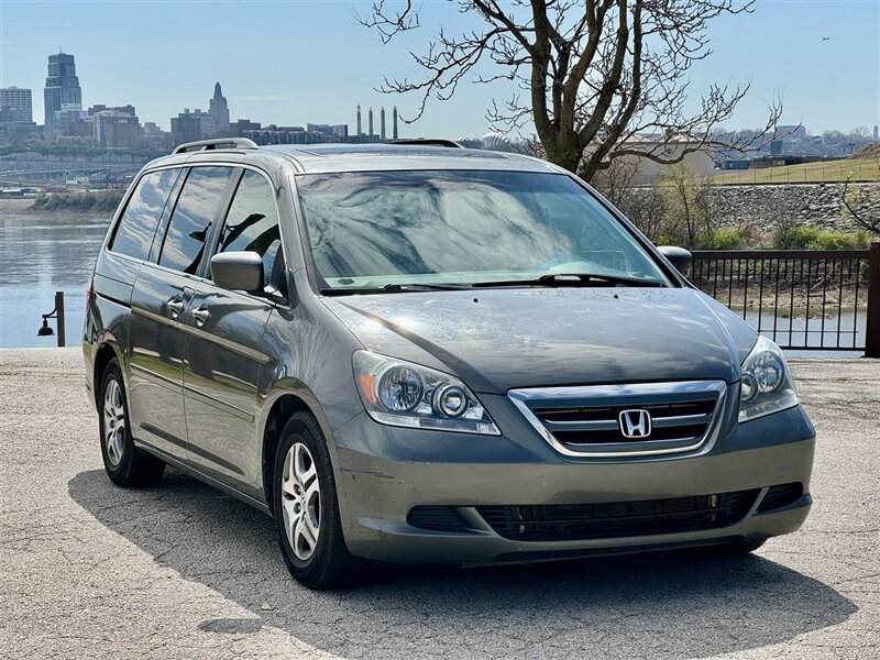 The 2007 Honda Odyssey EX-L photos