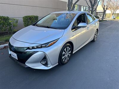 2020 Toyota Prius Prime Limited   - Photo 2 - Campbell, CA 95008